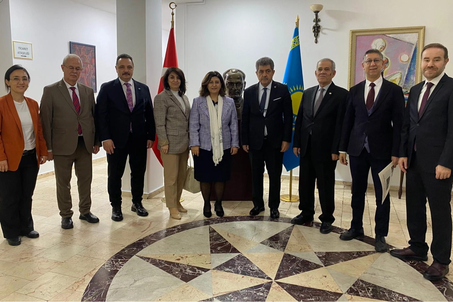 Kazakistan Almatı'da sempozyum ve festival heyecanı