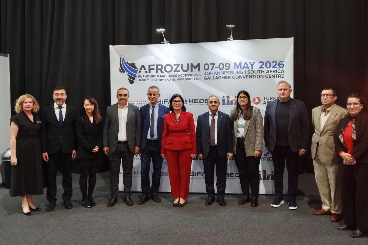 Yatak end&uuml;strisinden G&uuml;ney Afrika atağı