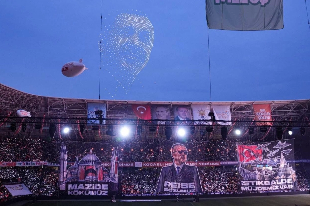 Kocaeli'de tarihi ş&ouml;lene Erdoğan&rsquo;ın bu s&ouml;zleri damga vurdu: Gen&ccedil;liğin Başkenti Kocaeli!