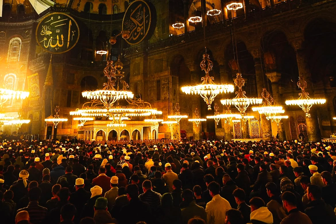 Cumhurbaşkanı Erdoğan'dan Ayasofya'nın yeniden ibadete a&ccedil;ılışının 6. yılı mesajı