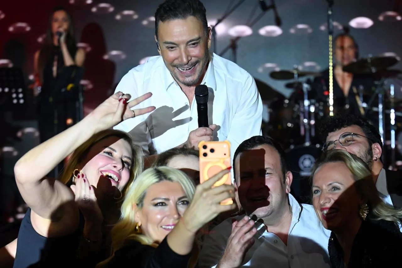 Cenk Eren, m&uuml;zikte 30. yılını Bostancı&rsquo;da kutlayacak