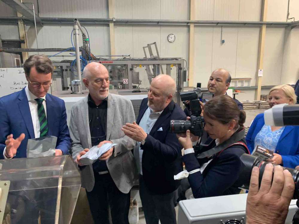 Eyalet Başbakanı Hendrik Wüst Humintech şirketini ziyaret etti