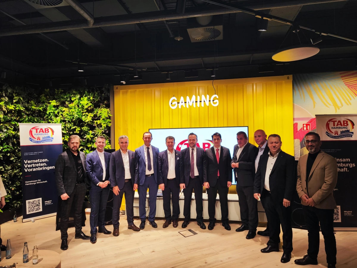 HAMBURG&rsquo;DA T&Uuml;RK İŞ D&Uuml;NYASINA YENİ BİR G&Uuml;&Ccedil;: TAB HAMBURG TANITILDI