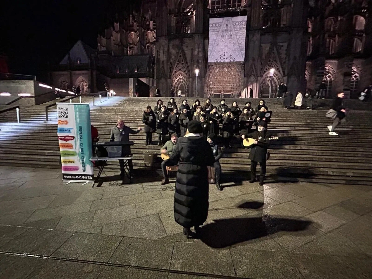 K&ouml;ln&rsquo;de 6 Şubat Depreminde Hayatını Kaybedenler Anıldı