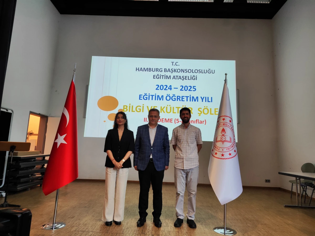 T.C. Hamburg Başkonsolosluğu Eğitim Ataşeliği 2. Bilgi ve Kültür Şöleni Stadtteilschule am Hafen’de Gerçekleşti